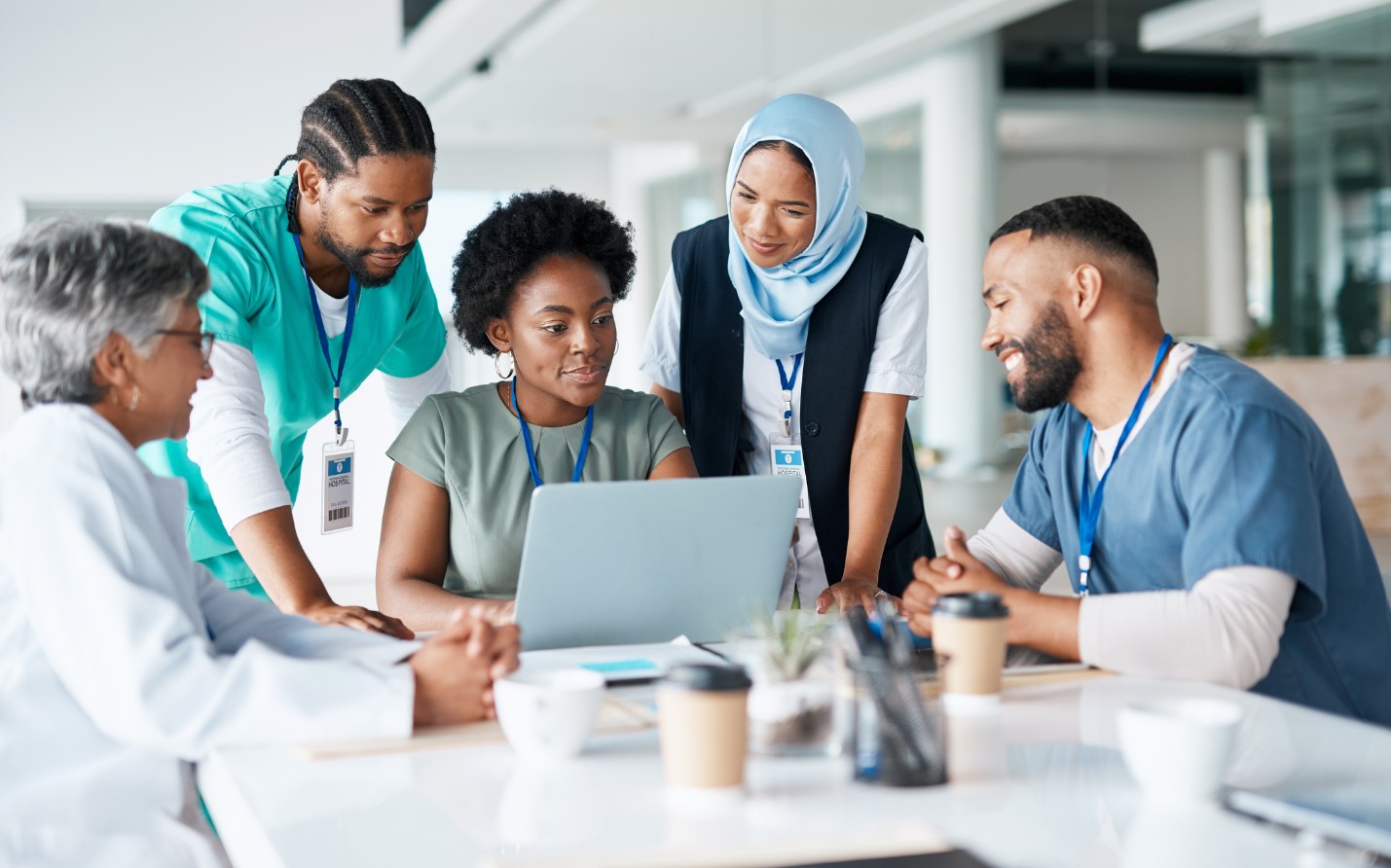 réunion entre professionnels de santé